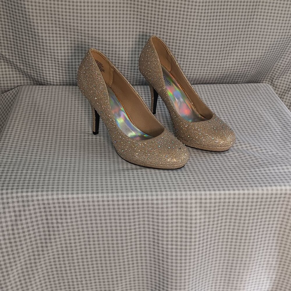 Silver Slipper Flirty Gold Rhinestone Glitter Fun Party Holiday Heels Size 8.5M